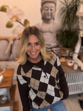 Load image into Gallery viewer, Acorn