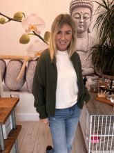 Load image into Gallery viewer, Robbie