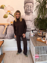 Load image into Gallery viewer, Vicky