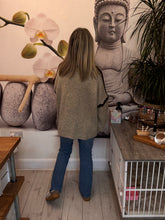 Load image into Gallery viewer, Stitch