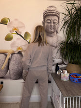 Load image into Gallery viewer, Lin