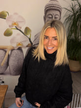 Load image into Gallery viewer, Chic