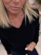 Load image into Gallery viewer, Veronica