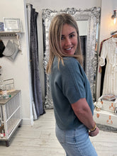 Load image into Gallery viewer, Cara