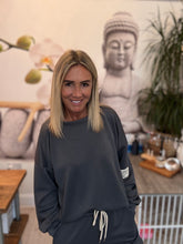 Load image into Gallery viewer, Taylor