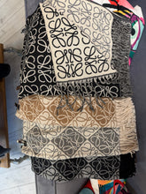 Load image into Gallery viewer, Love