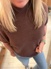 Load image into Gallery viewer, Cara