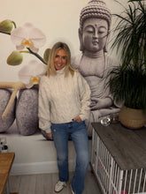 Load image into Gallery viewer, Chic