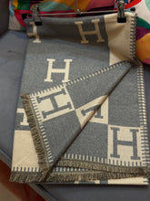 Load image into Gallery viewer, H