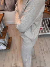 Load image into Gallery viewer, Vicky