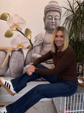 Load image into Gallery viewer, Chrissy