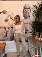 Load image into Gallery viewer, Leslie