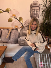 Load image into Gallery viewer, Stitch