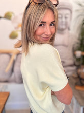 Load image into Gallery viewer, Cara