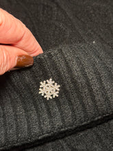 Load image into Gallery viewer, Snowflake