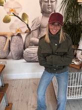 Load image into Gallery viewer, Sienna