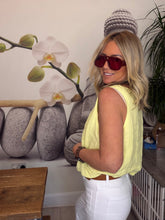 Load image into Gallery viewer, Dolly