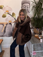 Load image into Gallery viewer, Alex