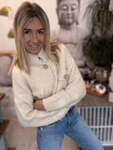 Load image into Gallery viewer, Holly