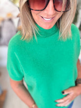 Load image into Gallery viewer, Cara