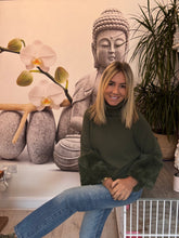 Load image into Gallery viewer, Lush