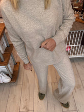 Load image into Gallery viewer, Vicky