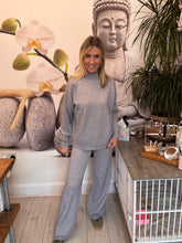 Load image into Gallery viewer, Vicky