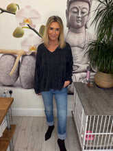 Load image into Gallery viewer, Mandy