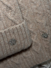 Load image into Gallery viewer, Snowflake