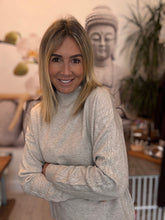 Load image into Gallery viewer, Vicky