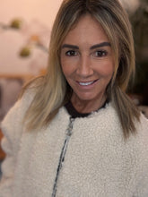 Load image into Gallery viewer, Sandy