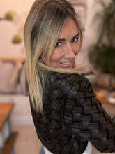 Load image into Gallery viewer, Vienna