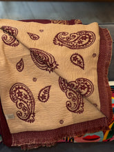 Load image into Gallery viewer, Paisley