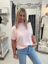 Load image into Gallery viewer, Cara