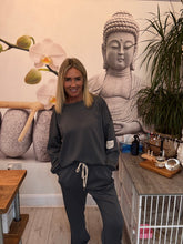 Load image into Gallery viewer, Taylor