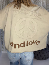 Load image into Gallery viewer, Peace & love