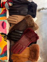 Load image into Gallery viewer, Handy