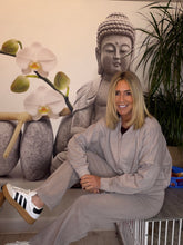 Load image into Gallery viewer, Lin