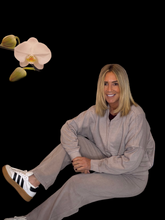 Load image into Gallery viewer, Lin