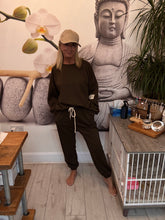 Load image into Gallery viewer, Taylor