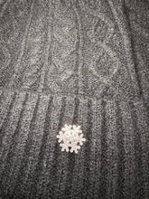 Load image into Gallery viewer, Snowflake