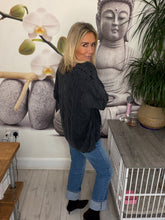 Load image into Gallery viewer, Mandy