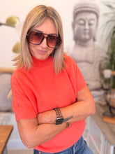 Load image into Gallery viewer, Cara