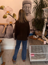 Load image into Gallery viewer, Carly
