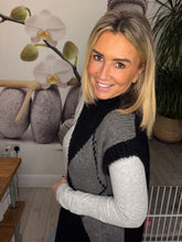 Load image into Gallery viewer, Tanya
