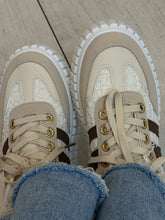 Load image into Gallery viewer, Malibu
