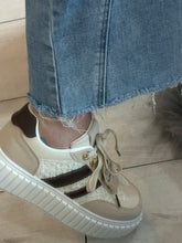 Load image into Gallery viewer, Malibu
