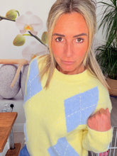 Load image into Gallery viewer, Angel
