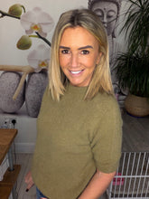 Load image into Gallery viewer, Blake
