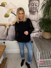 Load image into Gallery viewer, Connie
